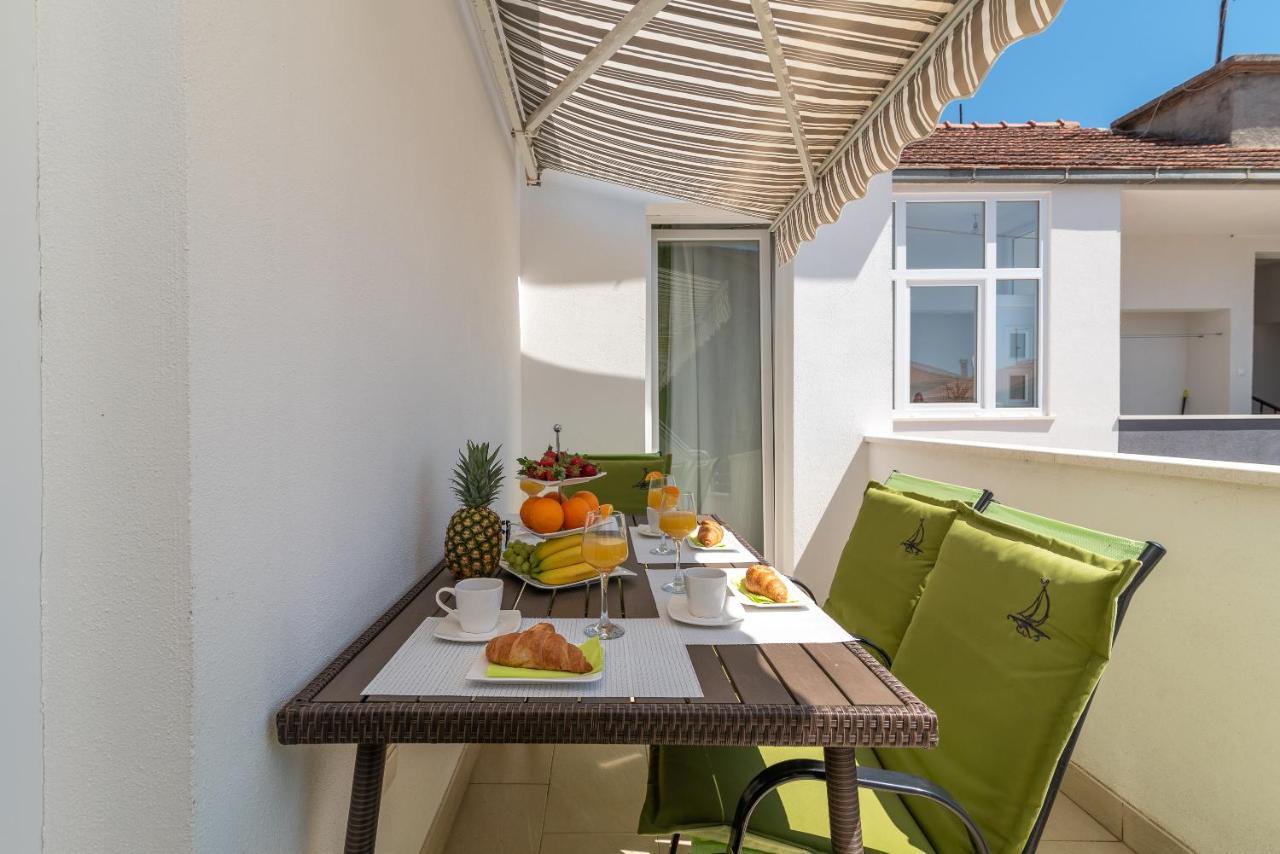 Apartment Roko Trogir Exterior foto
