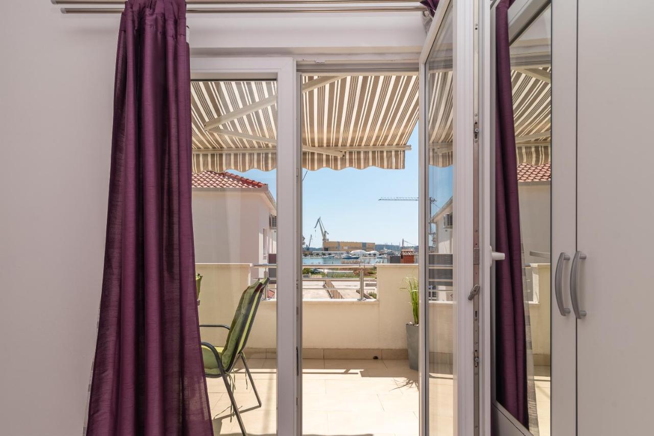 Apartment Roko Trogir Exterior foto